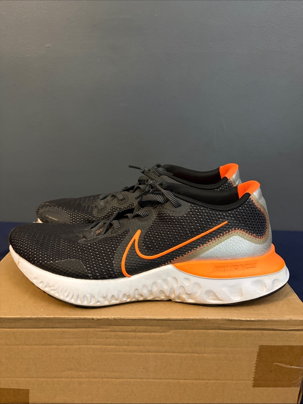 Nike renew Men's Running Sneakers